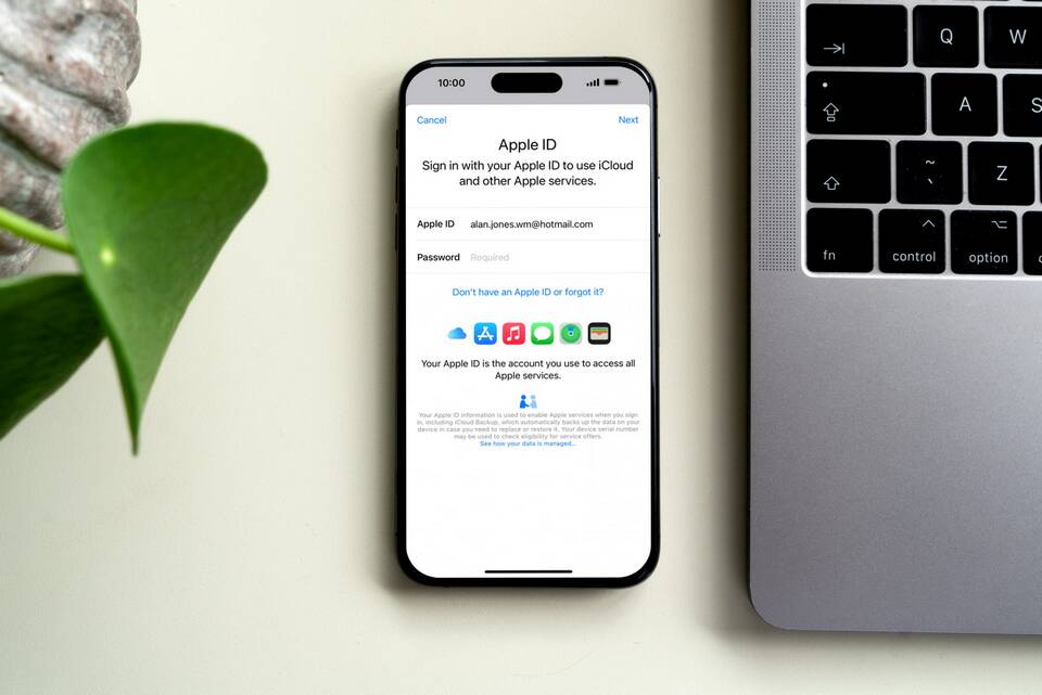 Как привязать iPhone к аккаунту